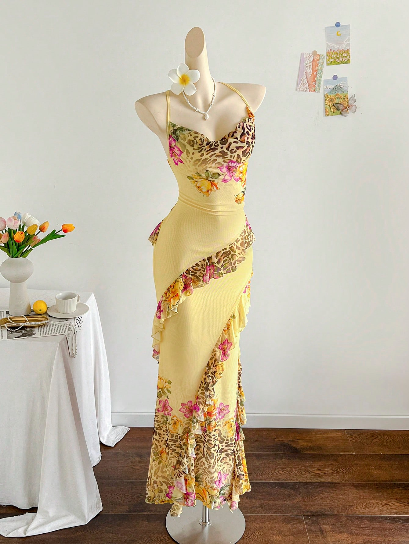 Dress on mannequin basic photo